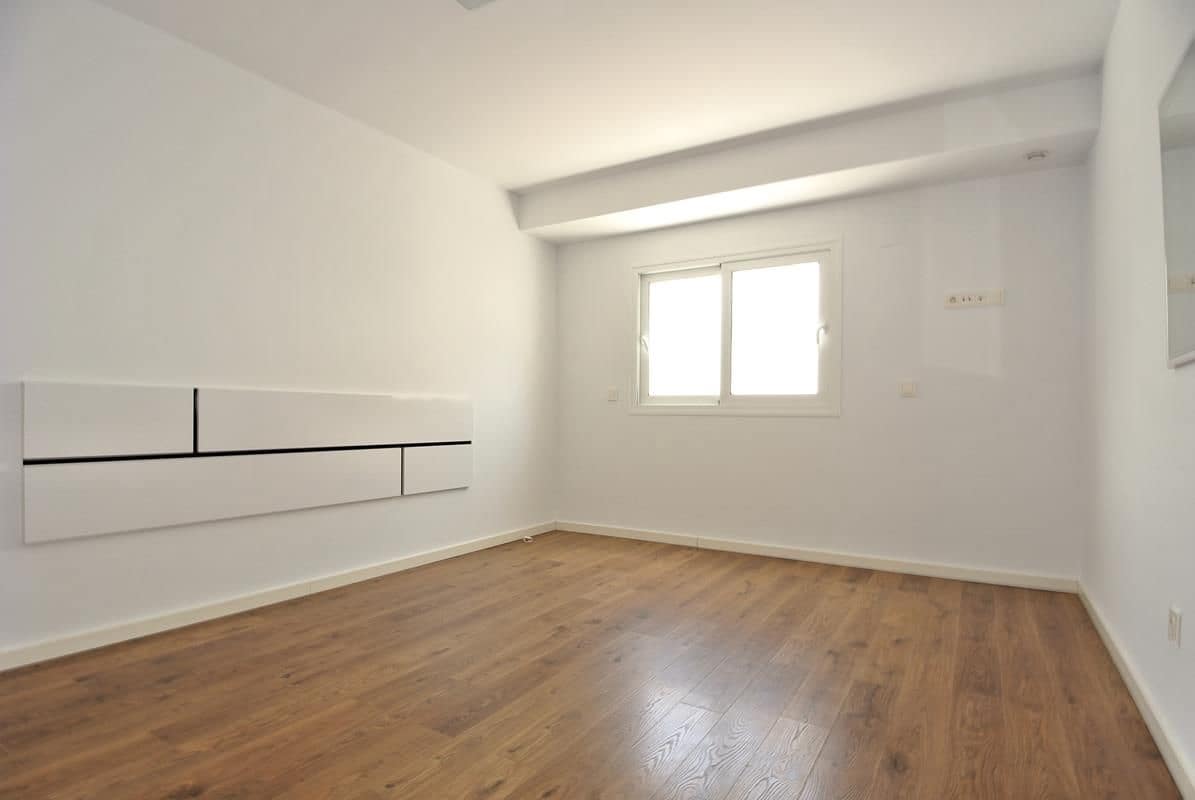 6 makuuhuone Huvila myytävänä paikassa San Fulgencio mukana uima-altaan 
autotalli - 699 000 € (Ref: 8438437)