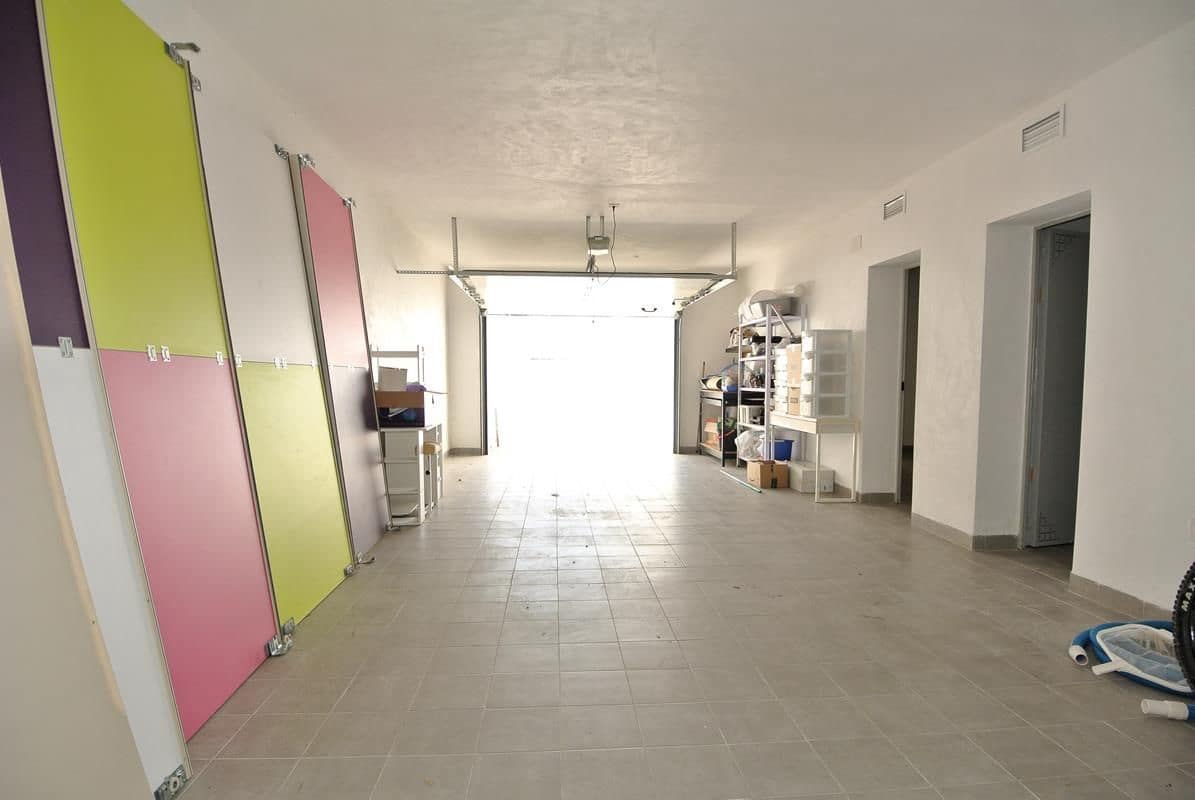 6 makuuhuone Huvila myytävänä paikassa San Fulgencio mukana uima-altaan 
autotalli - 699 000 € (Ref: 8438437)