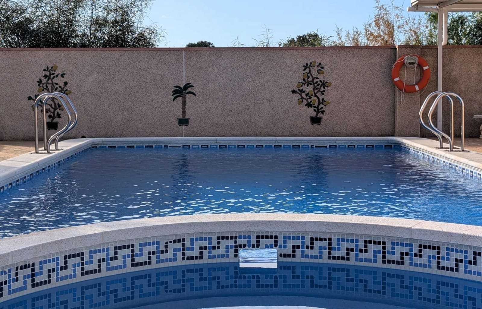 3 bedroom Villa for sale in Algorfa with pool - € 175,000 (Ref: 8741118)