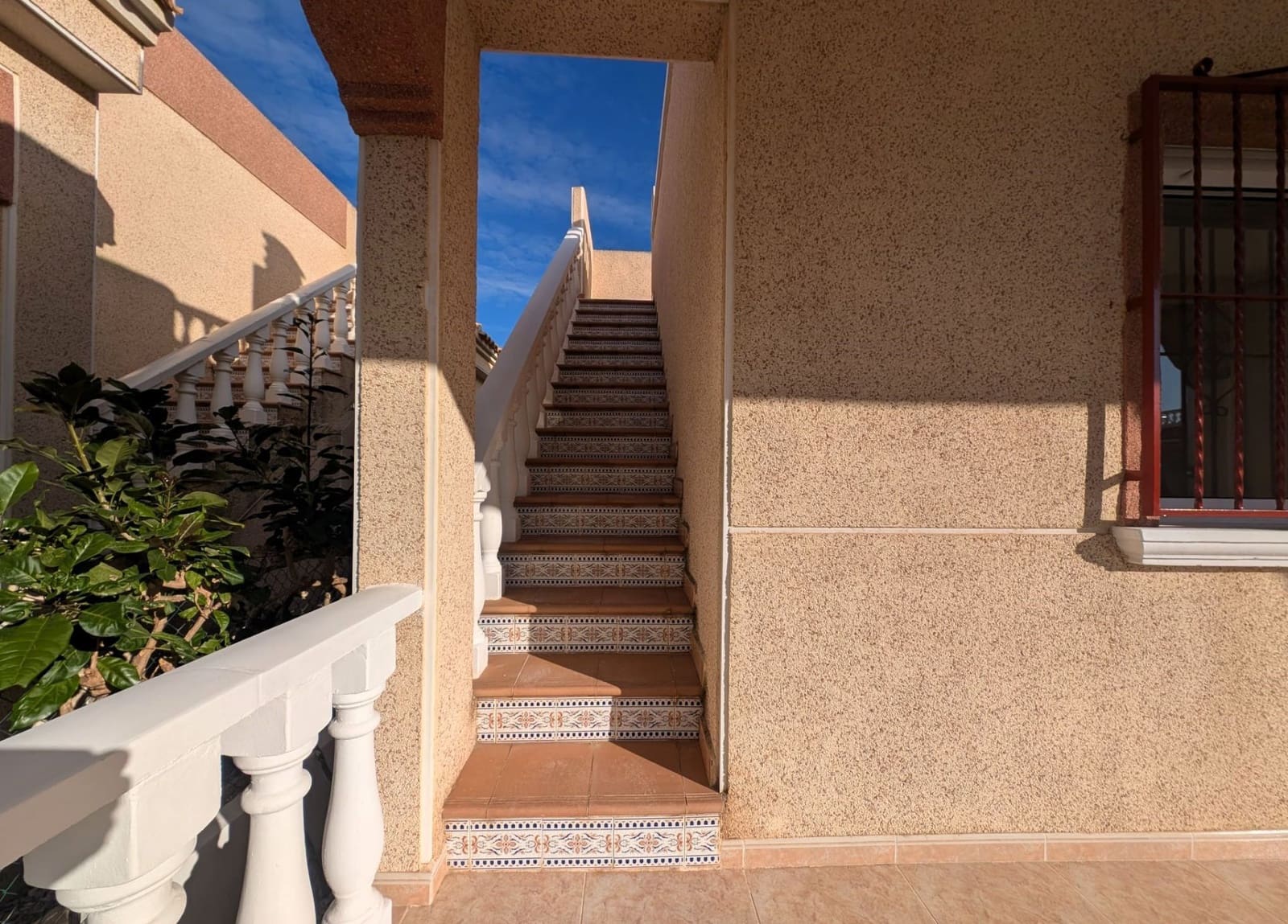 3 bedroom Villa for sale in Algorfa with pool - € 175,000 (Ref: 8741118)