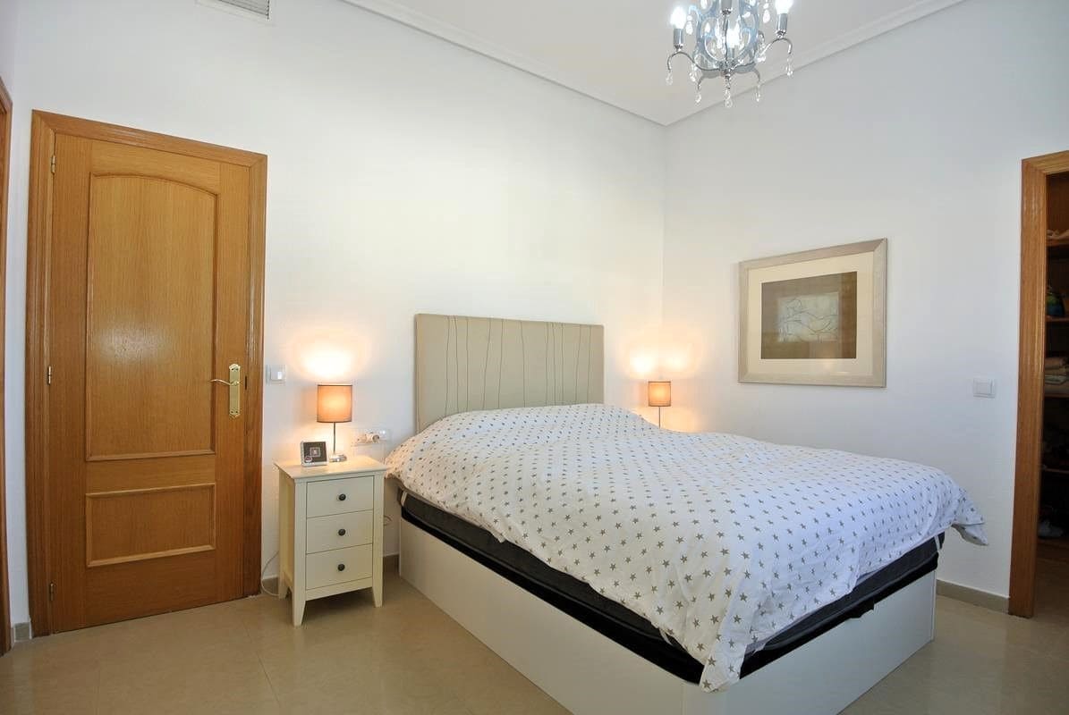 3 soverom Villa til salgs i San Fulgencio med svømmebasseng garasje - € 499 000 (Ref: 8817122)