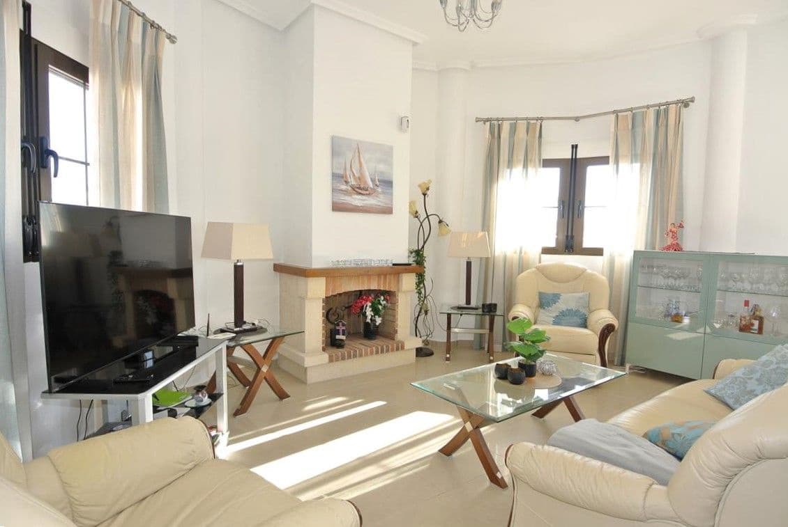 3 soverom Villa til salgs i San Fulgencio med svømmebasseng garasje - € 499 000 (Ref: 8817122)