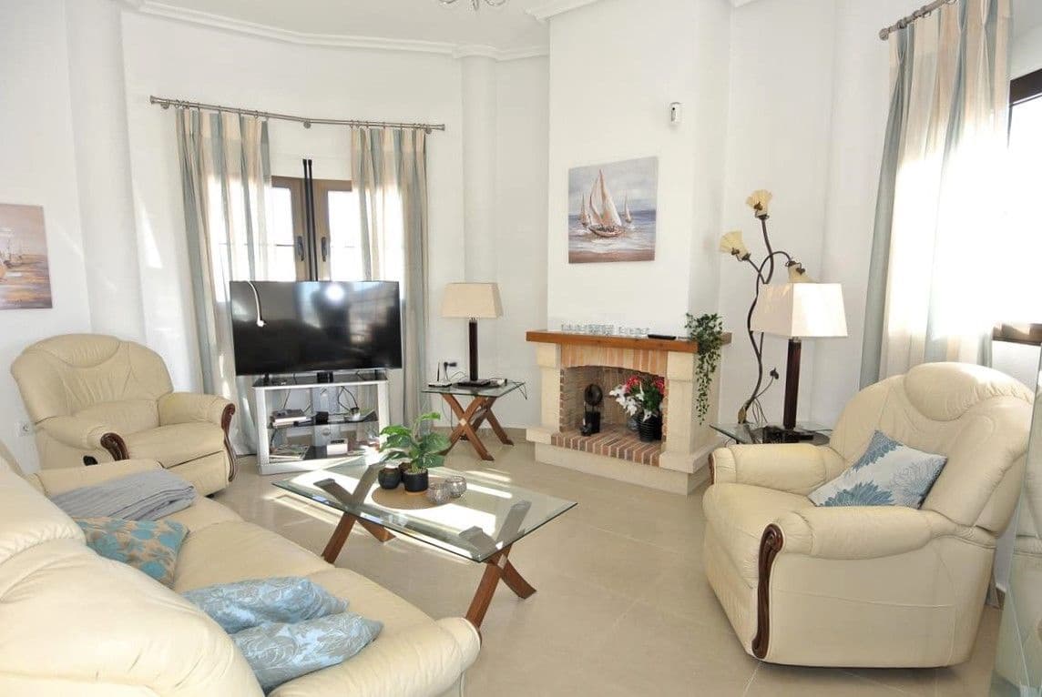 3 soverom Villa til salgs i San Fulgencio med svømmebasseng garasje - € 499 000 (Ref: 8817122)