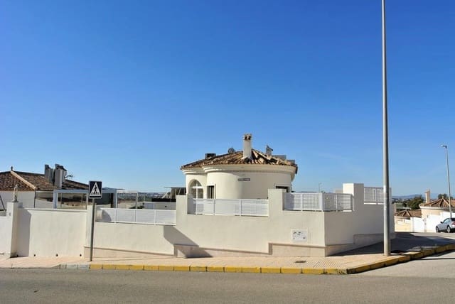 3 bedroom Villa for sale in San Fulgencio with pool garage - € 499,000 (Ref: 8817122)