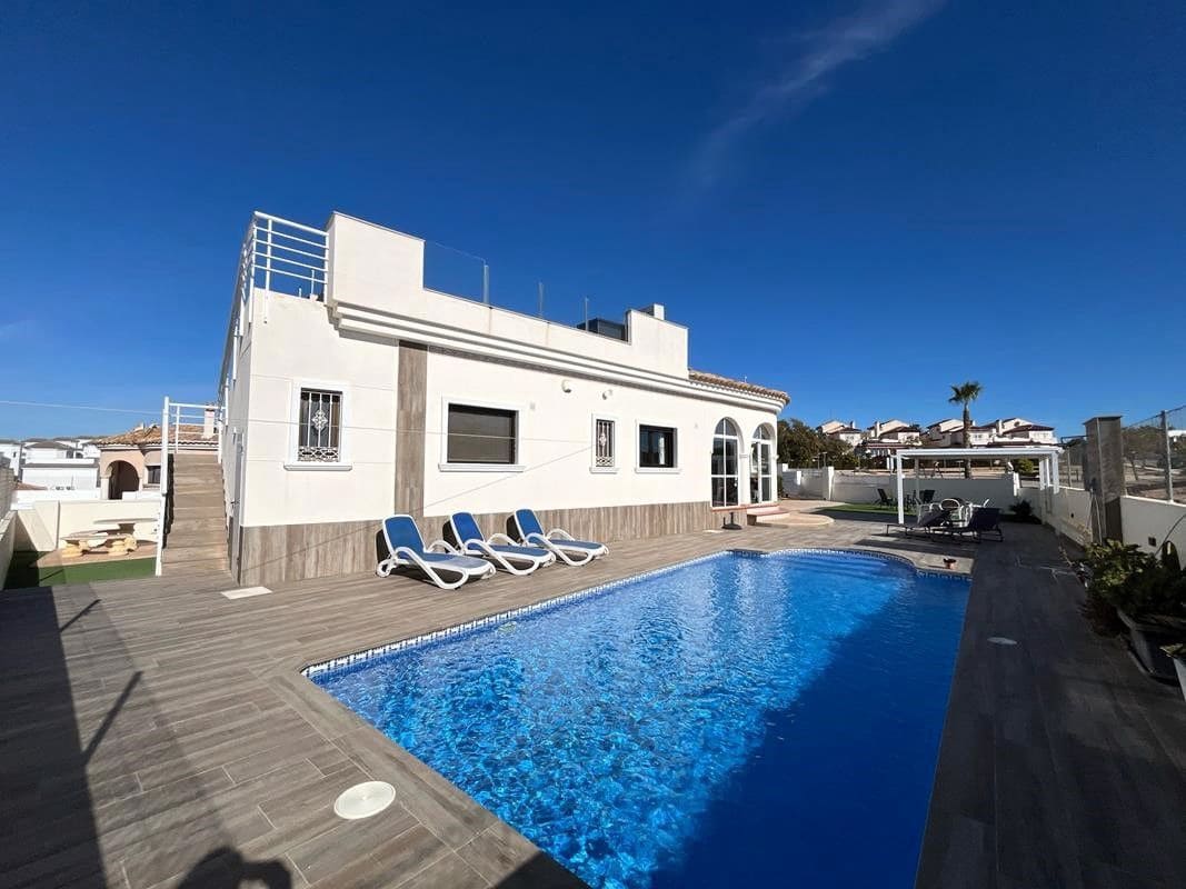 3 soverom Villa til salgs i San Fulgencio med svømmebasseng garasje - € 499 000 (Ref: 8817122)