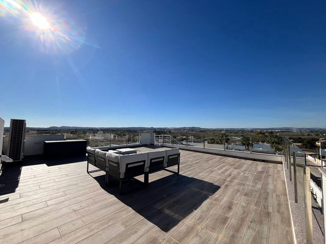 3 soverom Villa til salgs i San Fulgencio med svømmebasseng garasje - € 499 000 (Ref: 8817122)