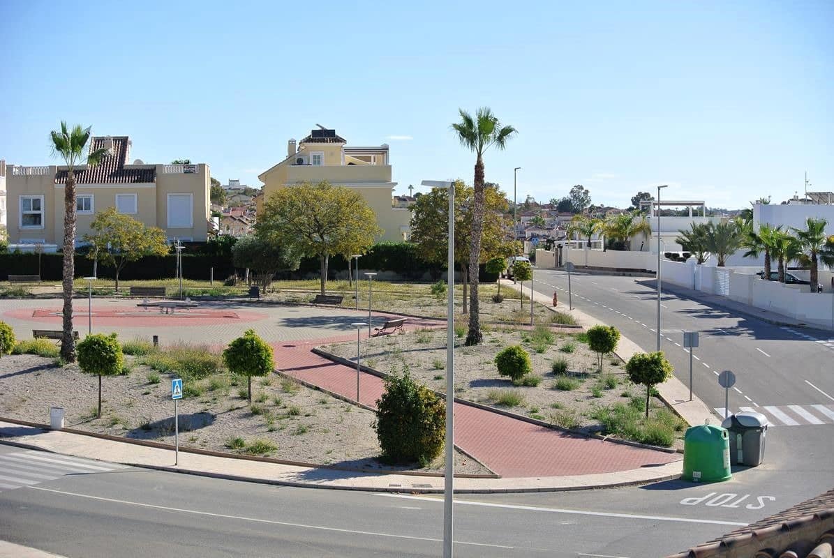 3 soverom Villa til salgs i San Fulgencio med svømmebasseng garasje - € 499 000 (Ref: 8817122)