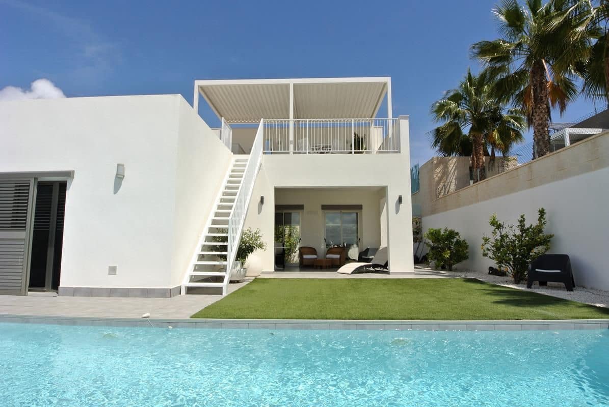 3 camera da letto Villa in vendita in San Fulgencio con piscina garage - 559.900 € (Rif: 8960035)