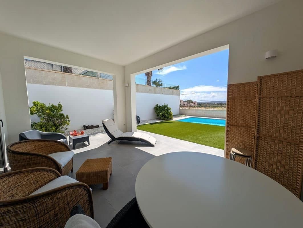 3 camera da letto Villa in vendita in San Fulgencio con piscina garage - 559.900 € (Rif: 8960035)