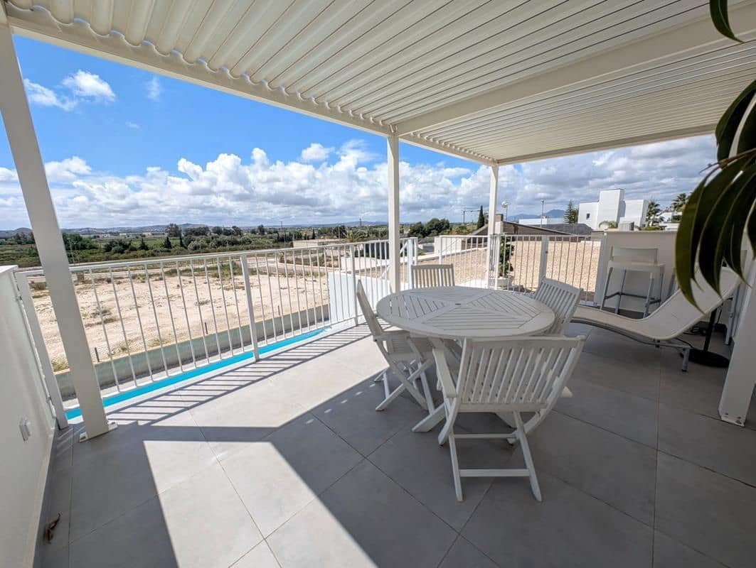 3 camera da letto Villa in vendita in San Fulgencio con piscina garage - 559.900 € (Rif: 8960035)