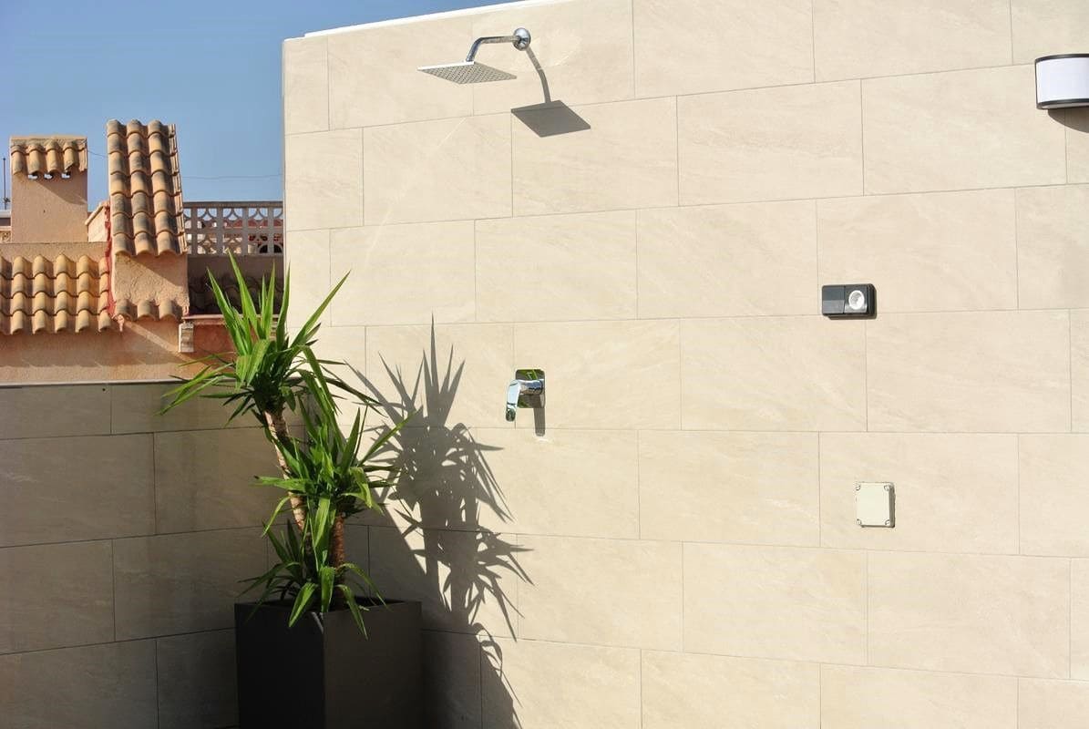 2 slaapkamer Appartement te koop in Torrevieja met zwembad - € 359.900 (Ref: 9088484)