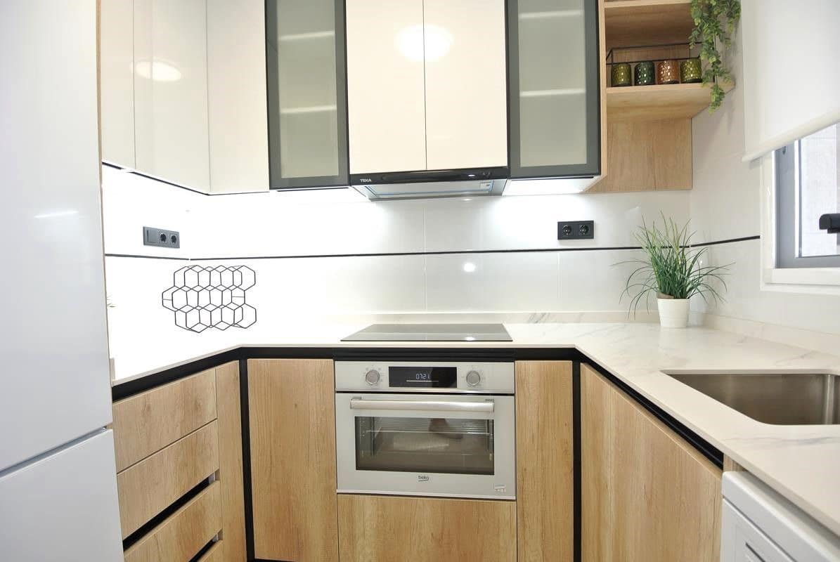 2 slaapkamer Appartement te koop in Torrevieja met zwembad - € 359.900 (Ref: 9088484)