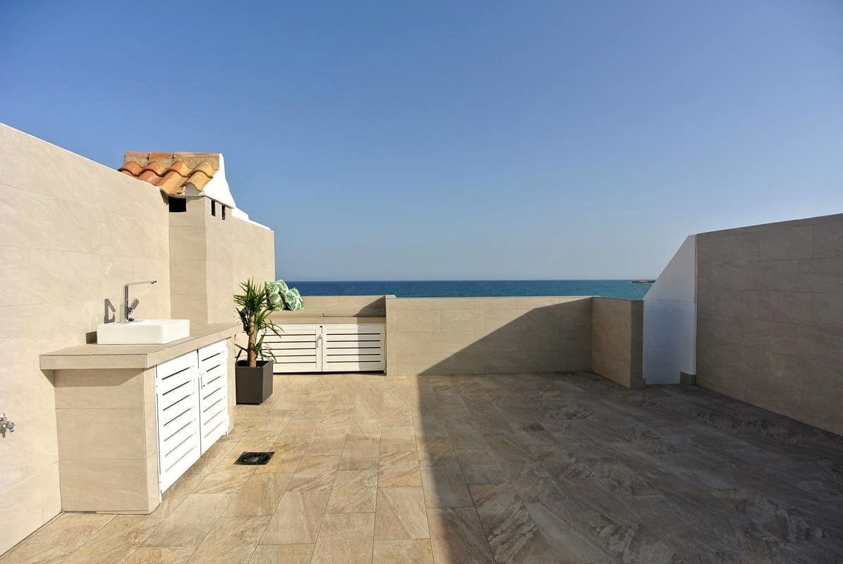 2 slaapkamer Appartement te koop in Torrevieja met zwembad - € 359.900 (Ref: 9088484)