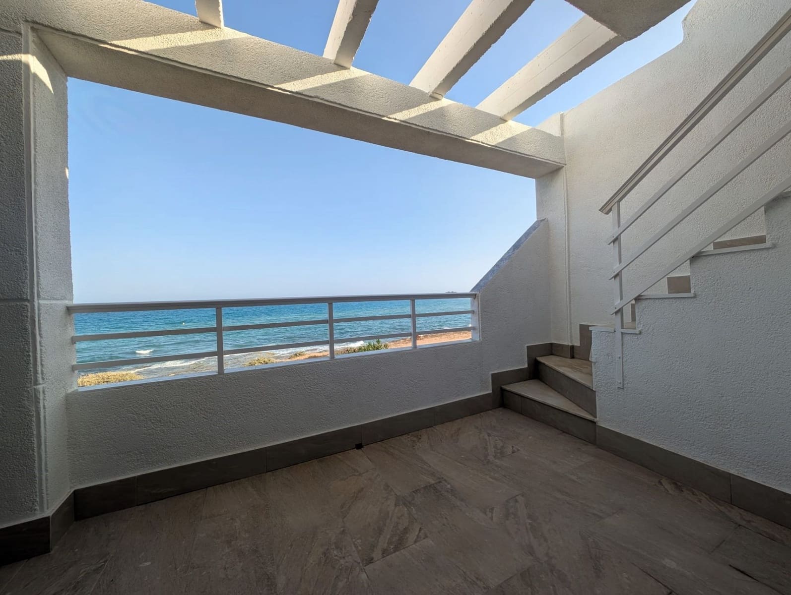 2 slaapkamer Appartement te koop in Torrevieja met zwembad - € 359.900 (Ref: 9088484)