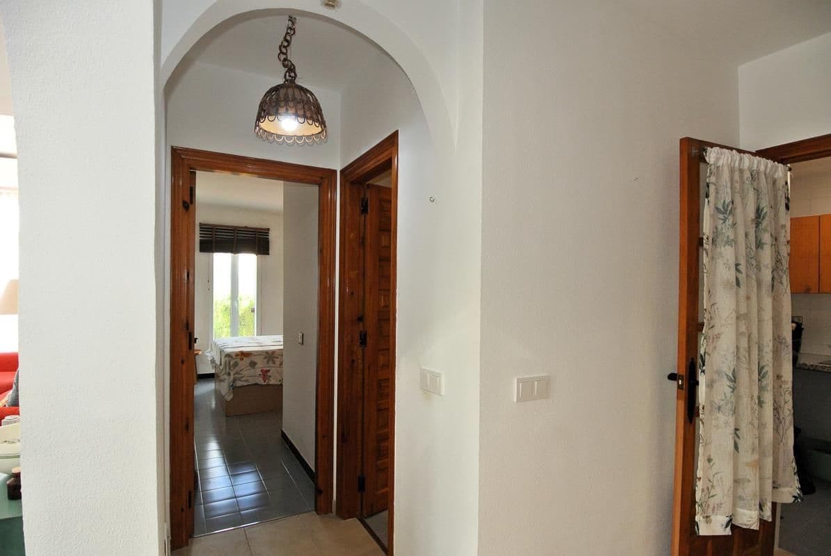 2 slaapkamer Halfvrijstaande villa te koop in Orihuela Costa - € 198.900 (Ref: 9185036)