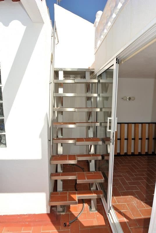 2 slaapkamer Halfvrijstaande villa te koop in Orihuela Costa - € 198.900 (Ref: 9185036)