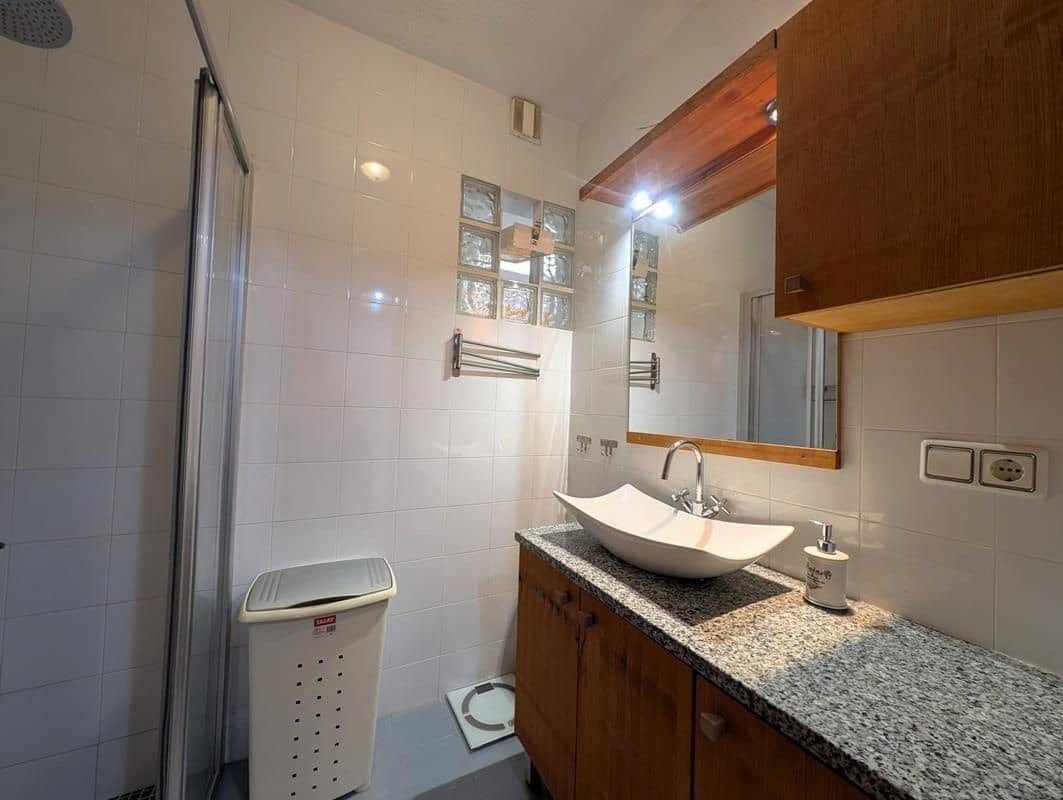 2 slaapkamer Halfvrijstaande villa te koop in Orihuela Costa - € 198.900 (Ref: 9185036)