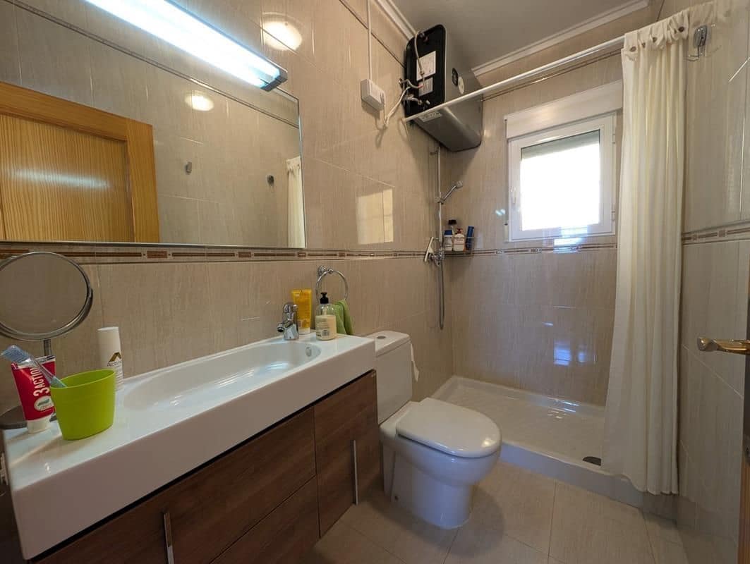 3 soveværelse Semi-Rækkehus til salg i Torrevieja med garage - € 499.000 (Ref: 9228279)