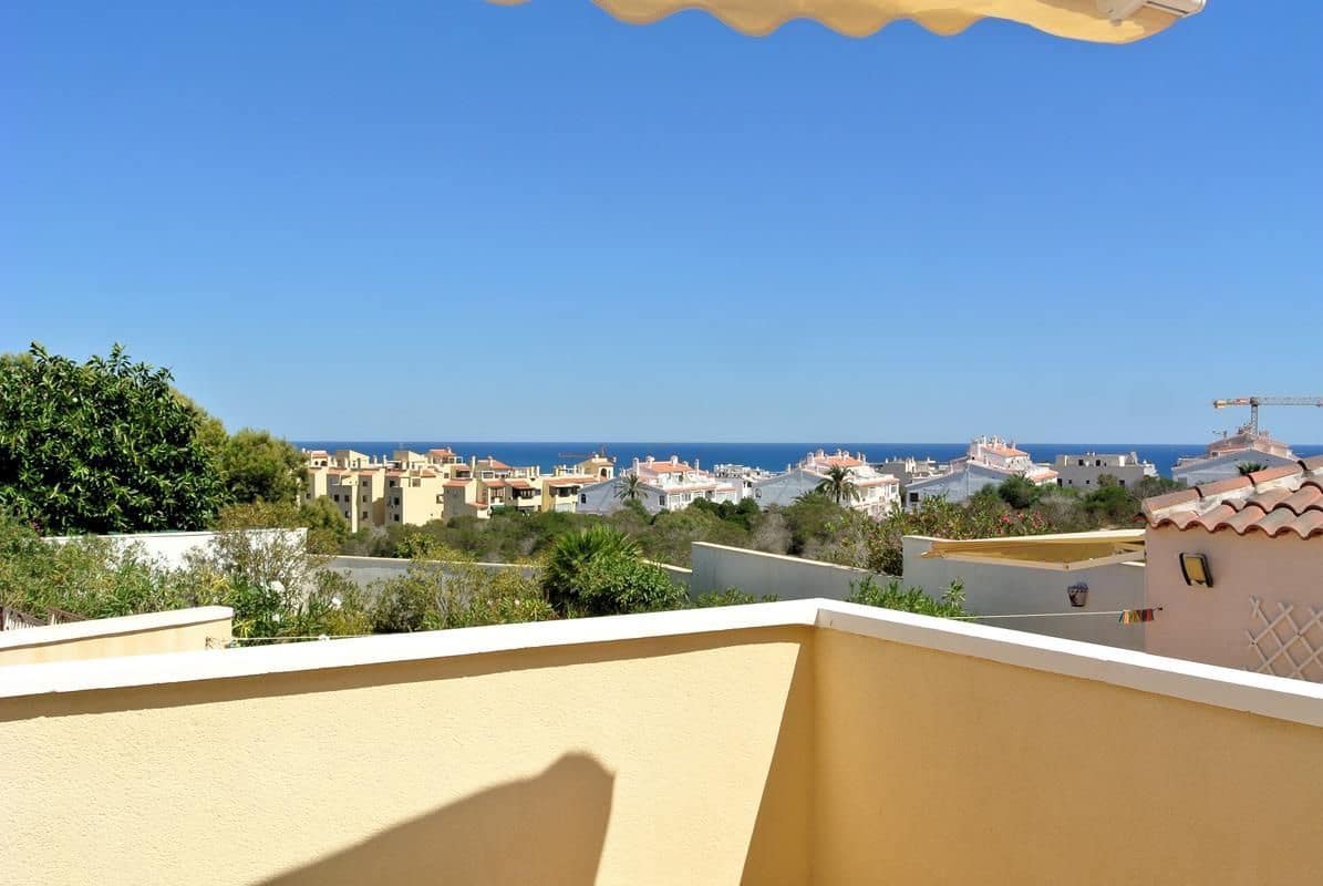 3 soveværelse Semi-Rækkehus til salg i Torrevieja med garage - € 499.000 (Ref: 9228279)