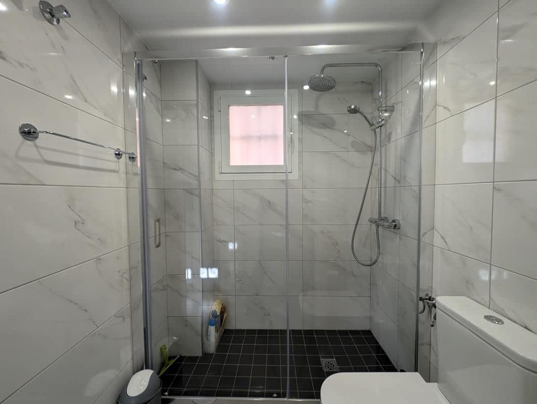 2 bedroom Apartment for sale in Torrevieja with pool - € 139,900 (Ref: 9317249)