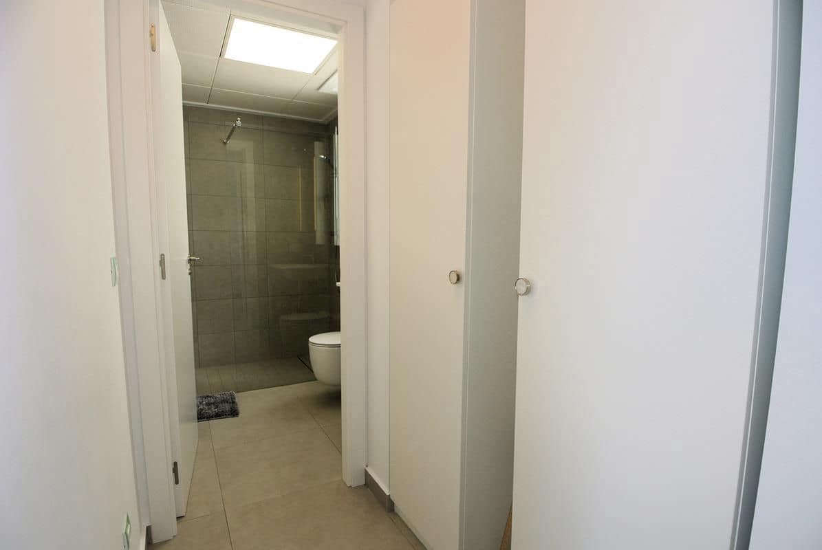 3 makuuhuone Huvila myytävänä paikassa San Fulgencio mukana uima-altaan 
autotalli - 449 000 € (Ref: 9326022)