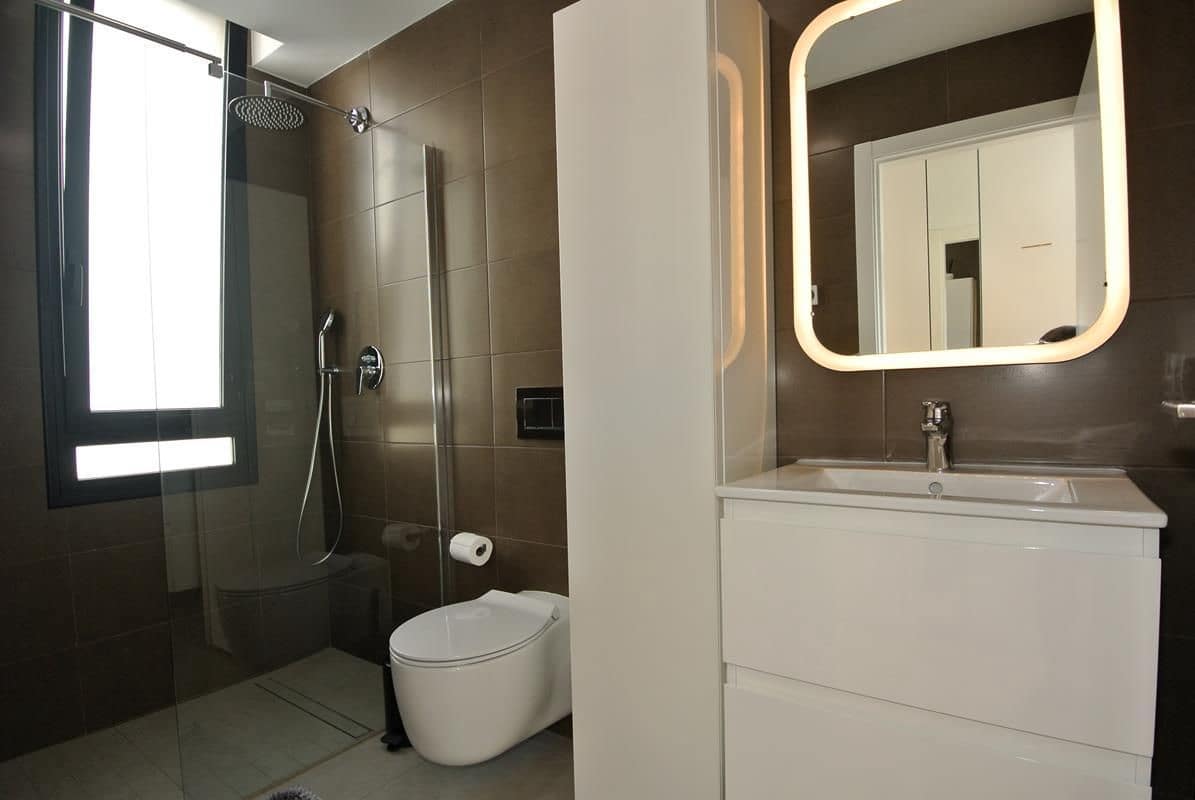 3 makuuhuone Huvila myytävänä paikassa San Fulgencio mukana uima-altaan 
autotalli - 449 000 € (Ref: 9326022)