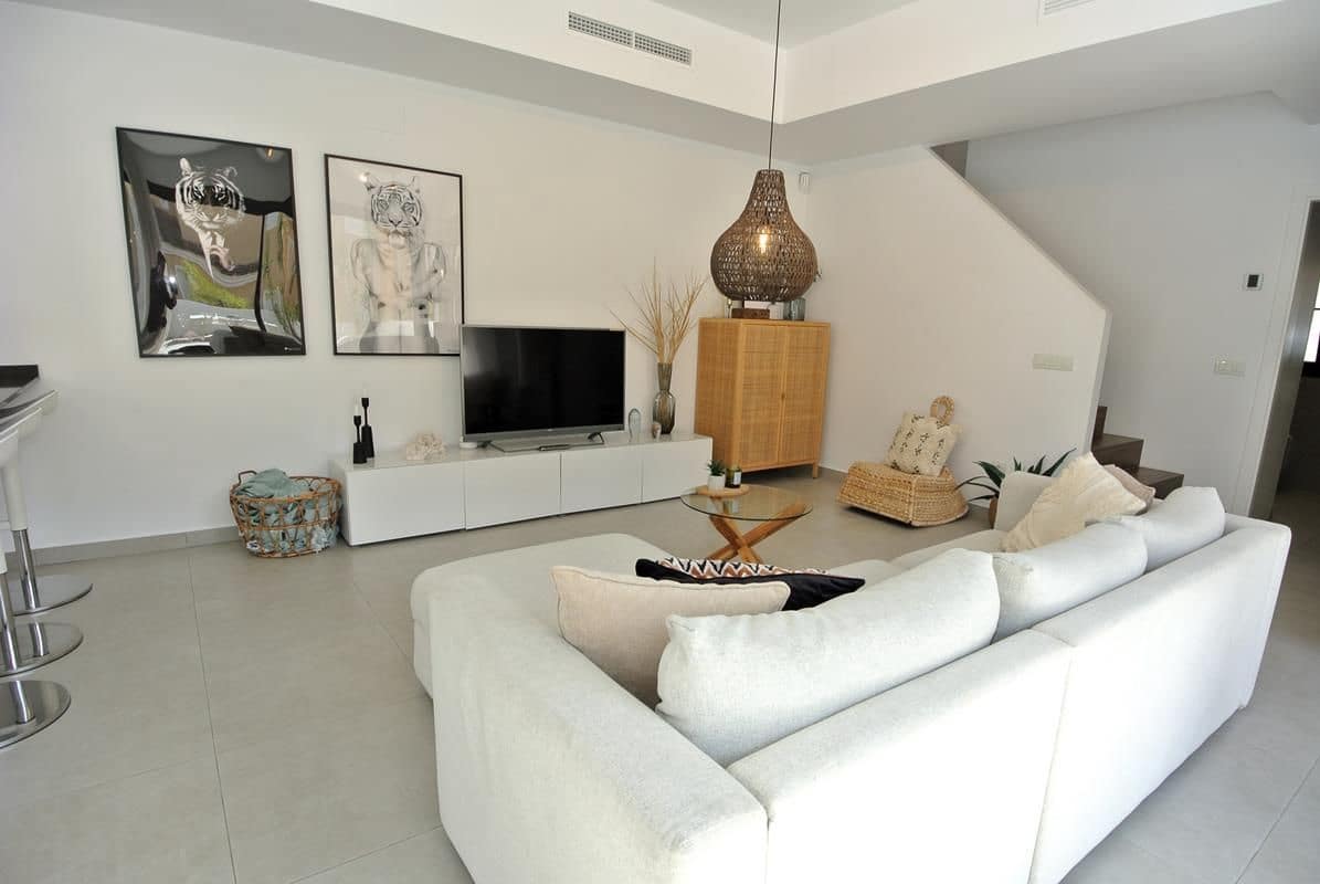 3 makuuhuone Huvila myytävänä paikassa San Fulgencio mukana uima-altaan 
autotalli - 449 000 € (Ref: 9326022)