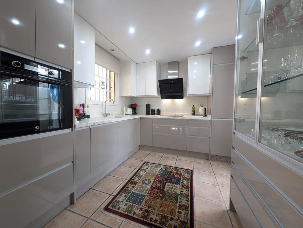 3 quarto Moradia Geminada para venda em Torrevieja com piscina garagem - 298 900 € (Ref: 9326023)