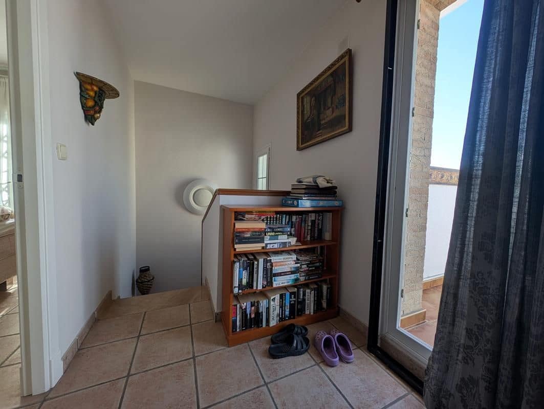 3 quarto Moradia Geminada para venda em Torrevieja com piscina garagem - 298 900 € (Ref: 9326023)