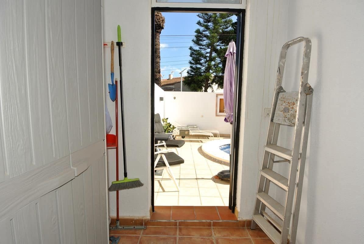 3 quarto Moradia Geminada para venda em Torrevieja com piscina garagem - 298 900 € (Ref: 9326023)