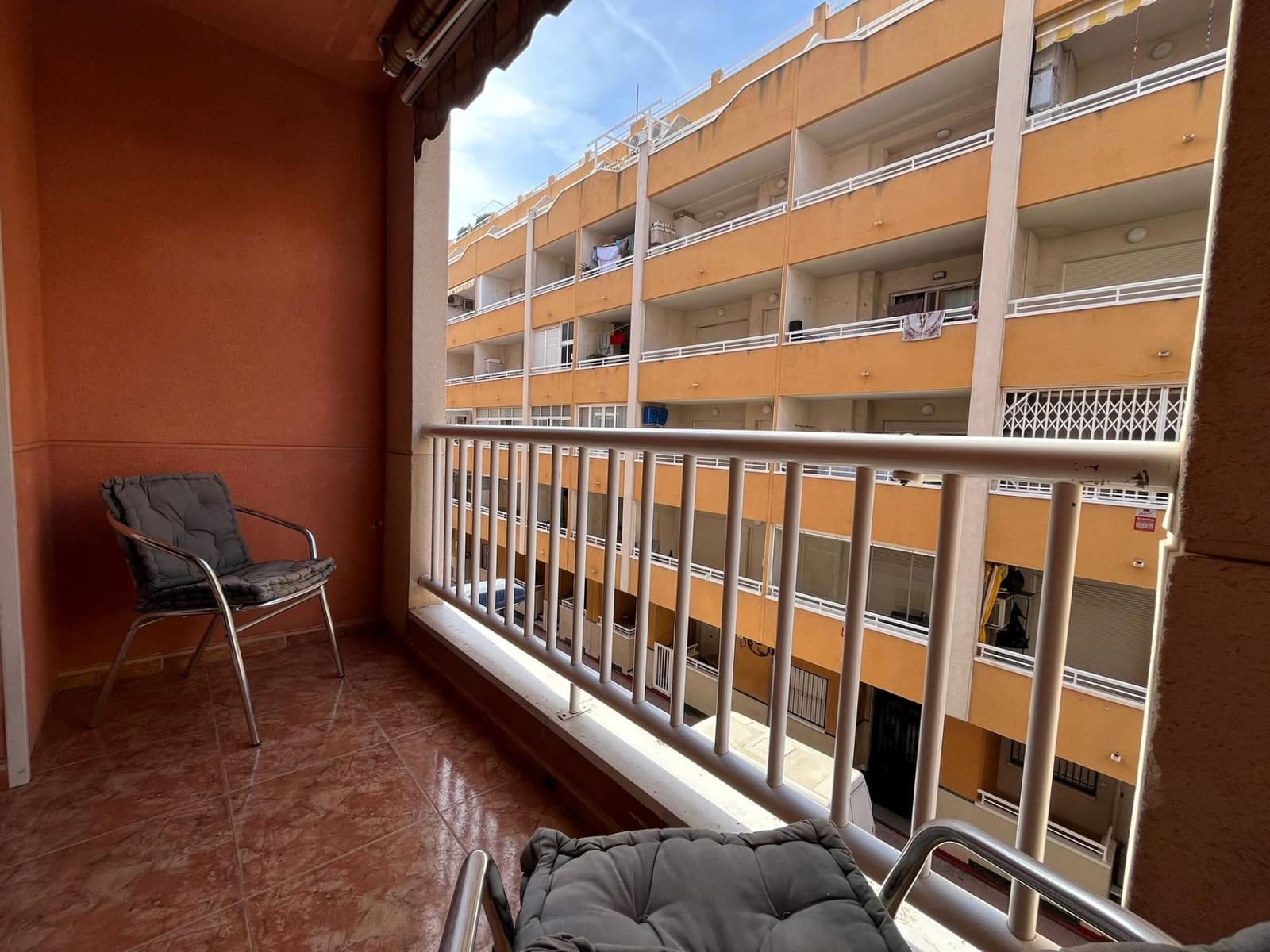 2 sypialnia Apartament na sprzedaż w Torrevieja z garażem - 123 500 € (Ref: 9344385)