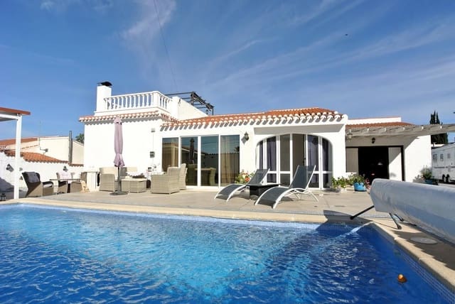 3 chambre Villa/Maison à vendre à El Chaparral, Torrevieja avec piscine garage - 389 000 € (Ref: 9403143)