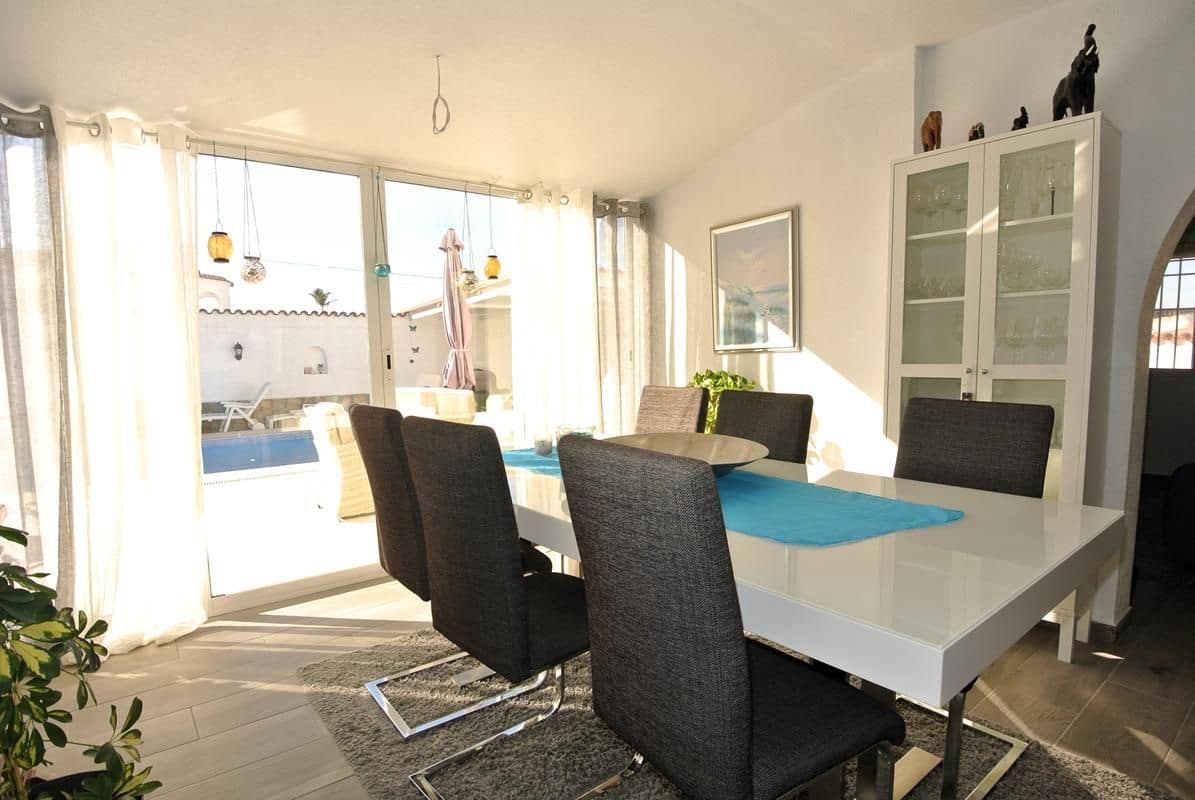 3 sovrum Villa till salu i Torrevieja med pool garage - 389 000 € (Ref: 9403143)