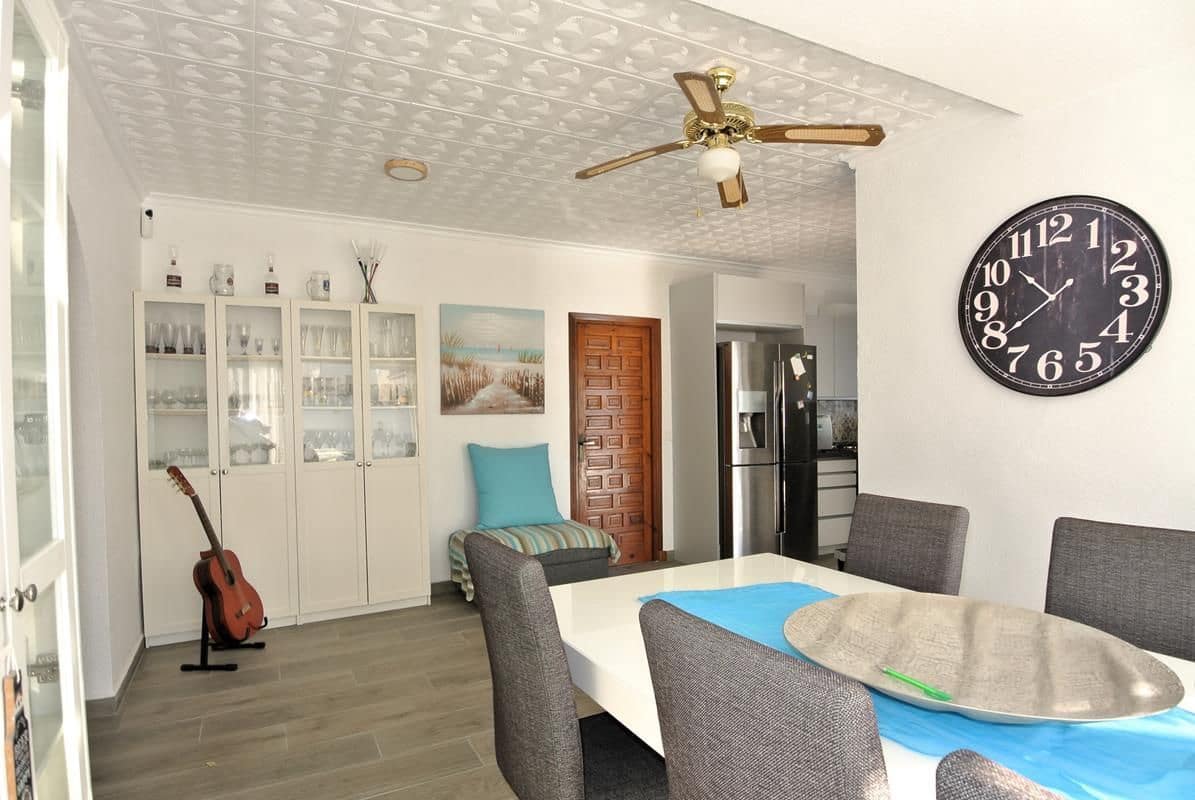 3 sovrum Villa till salu i Torrevieja med pool garage - 389 000 € (Ref: 9403143)