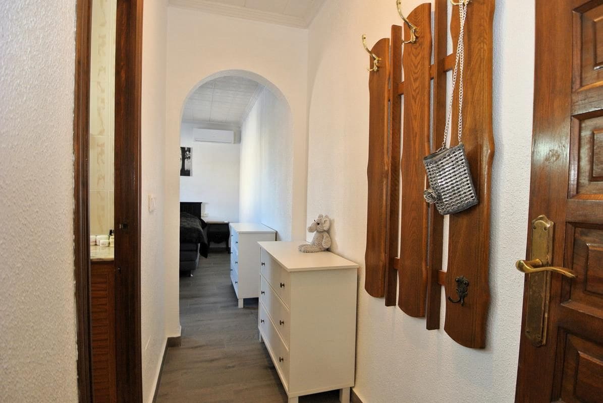 3 sovrum Villa till salu i Torrevieja med pool garage - 389 000 € (Ref: 9403143)