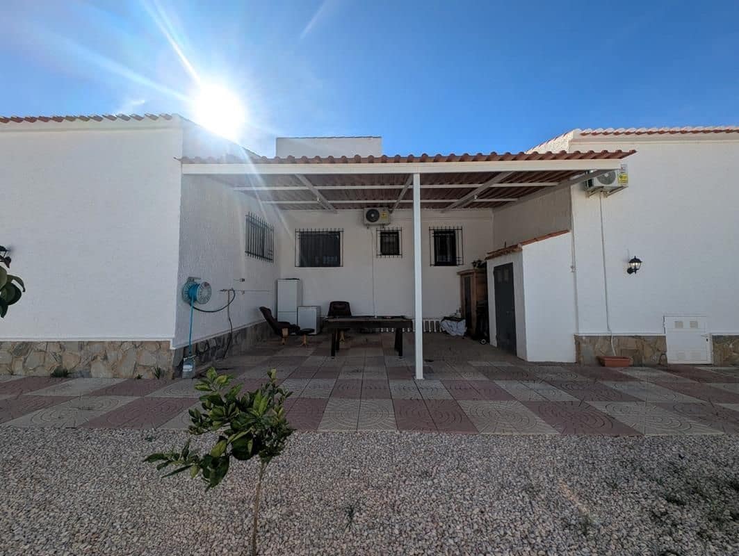 3 sovrum Villa till salu i Torrevieja med pool garage - 389 000 € (Ref: 9403143)