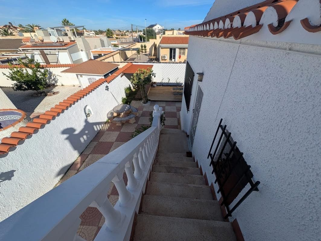 3 sovrum Villa till salu i Torrevieja med pool garage - 389 000 € (Ref: 9403143)