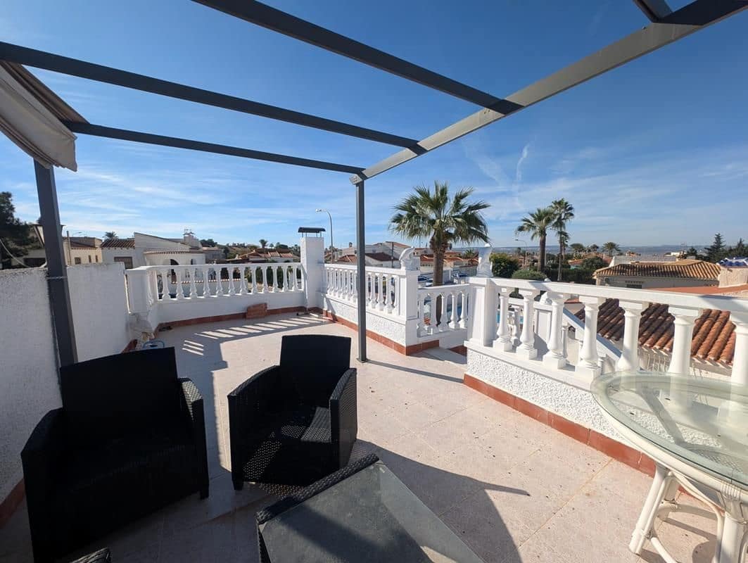 3 sovrum Villa till salu i Torrevieja med pool garage - 389 000 € (Ref: 9403143)