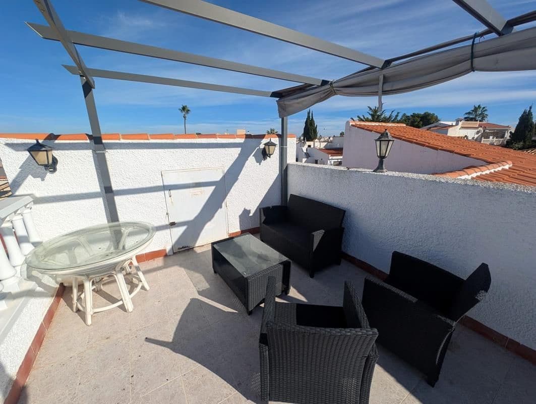 3 sovrum Villa till salu i Torrevieja med pool garage - 389 000 € (Ref: 9403143)