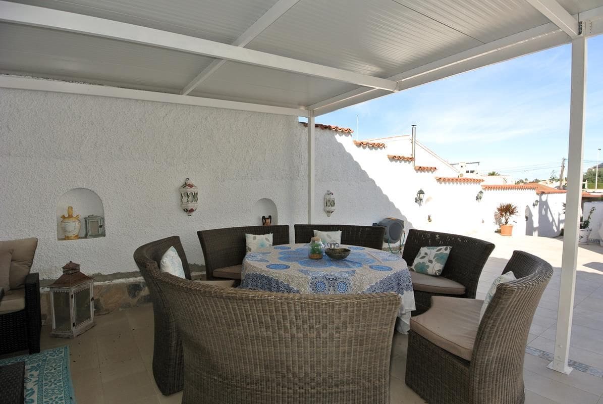 3 sovrum Villa till salu i Torrevieja med pool garage - 389 000 € (Ref: 9403143)