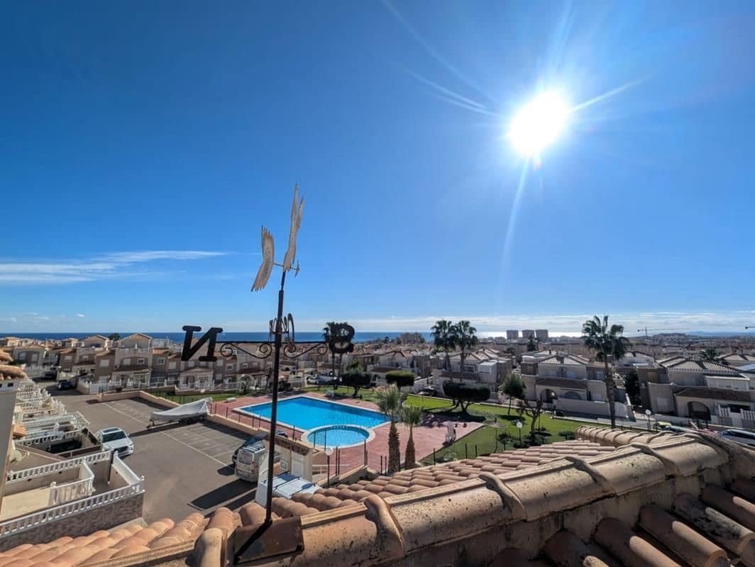 2 soveværelse Lejlighed til salg i Aguas Nuevas med swimmingpool garage - € 179.000 (Ref: 9406383)