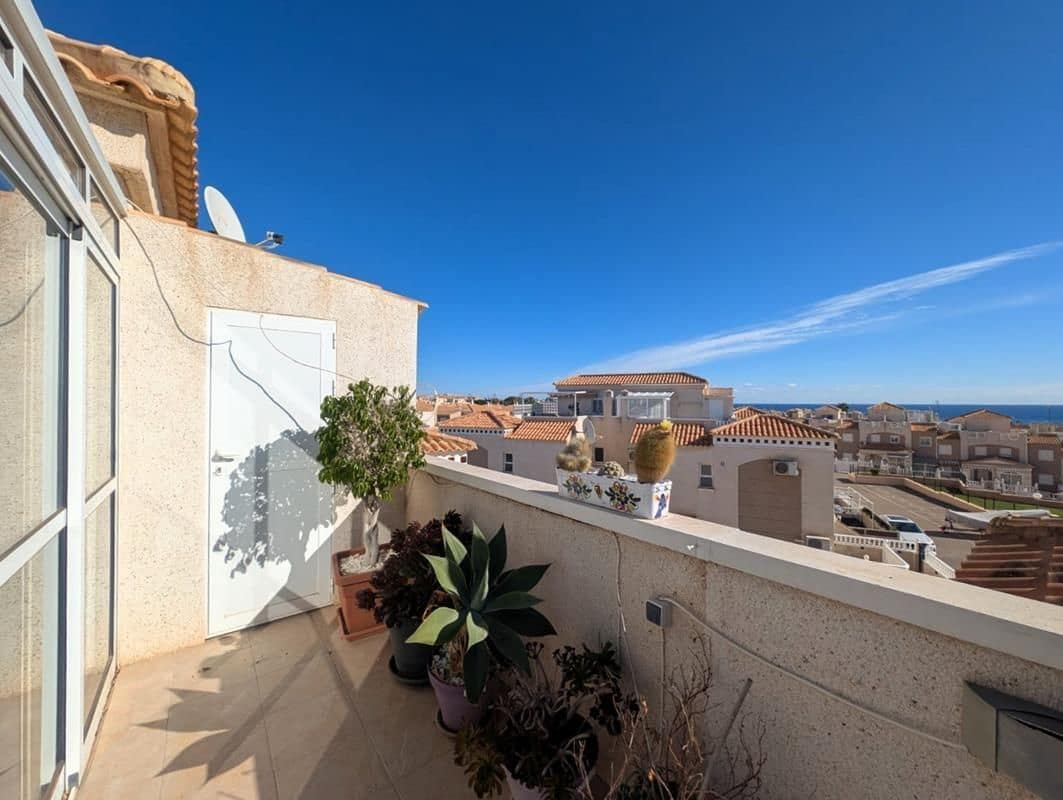 2 soveværelse Lejlighed til salg i Aguas Nuevas med swimmingpool garage - € 179.000 (Ref: 9406383)