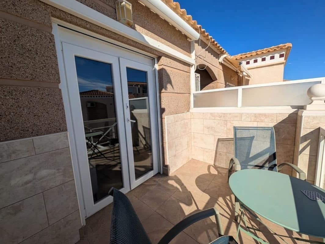 2 soveværelse Lejlighed til salg i Aguas Nuevas med swimmingpool garage - € 179.000 (Ref: 9406383)