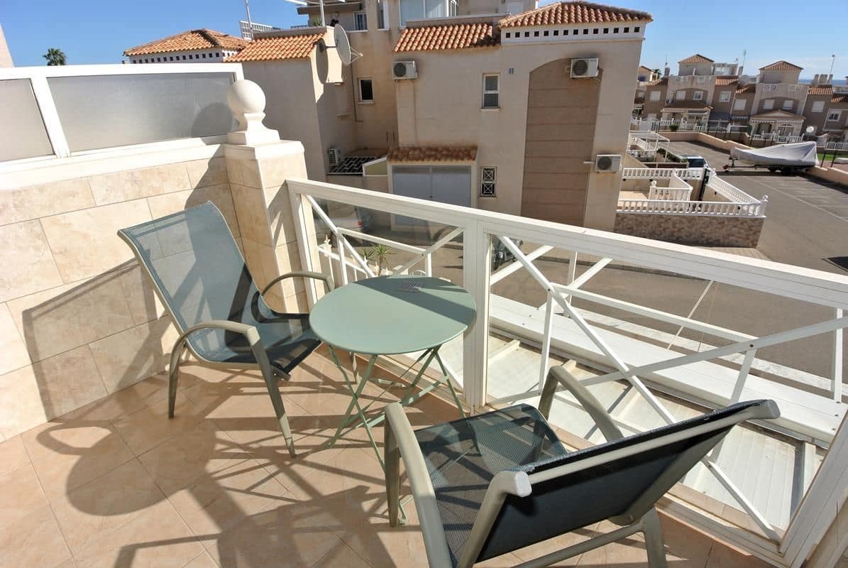 2 soveværelse Lejlighed til salg i Aguas Nuevas med swimmingpool garage - € 179.000 (Ref: 9406383)