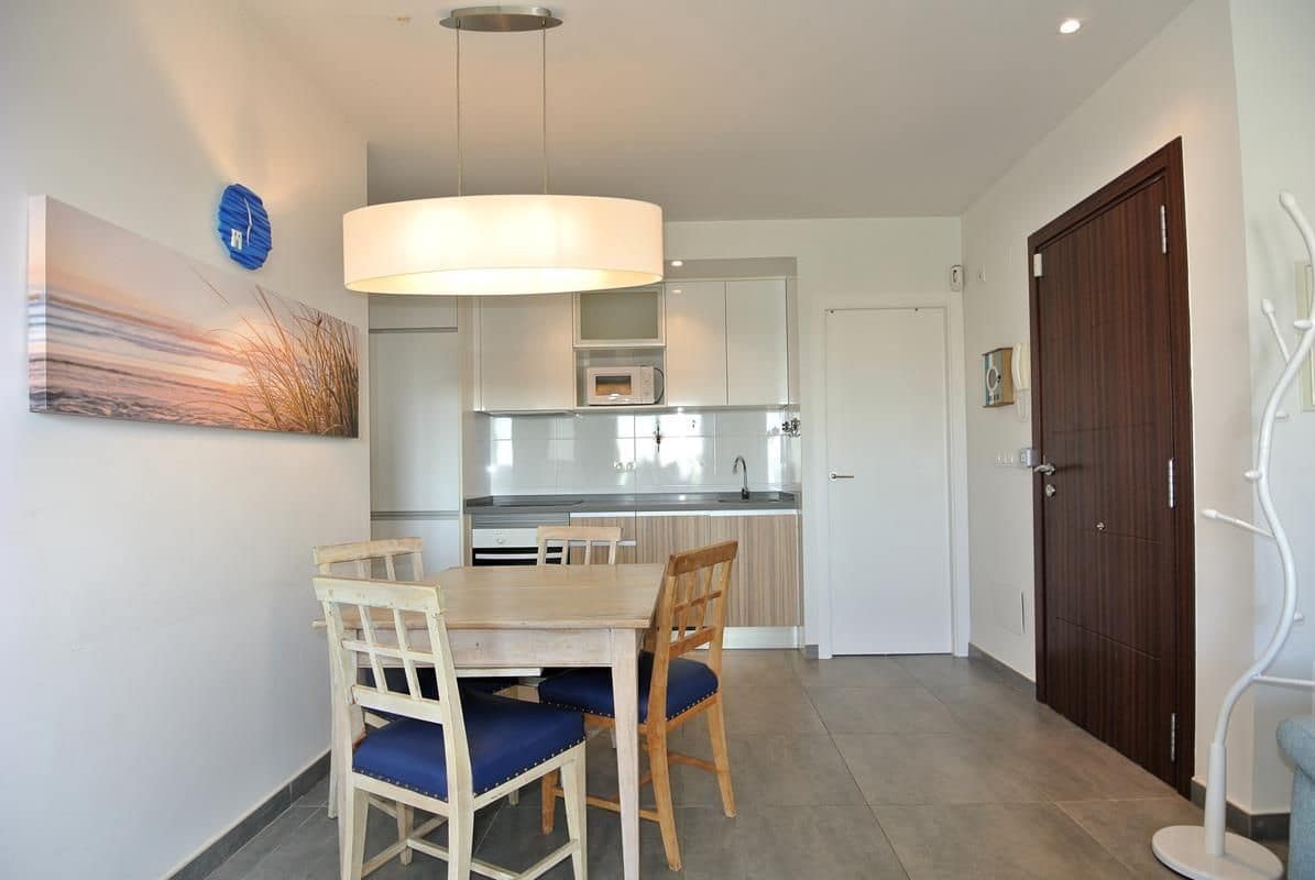 3 makuuhuone Huoneisto myytävänä paikassa Torrevieja mukana uima-altaan - 259 900 € (Ref: 9468167)