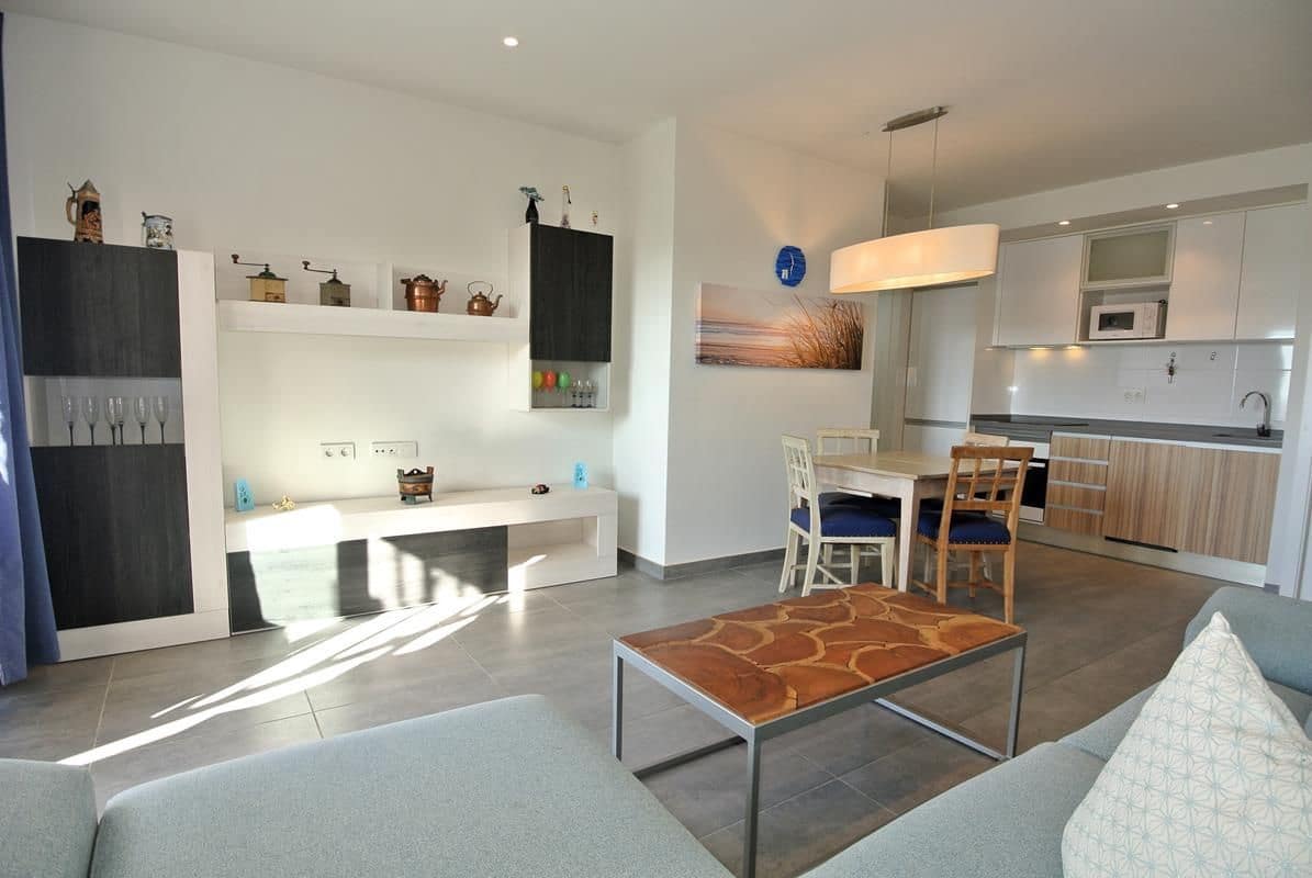 3 makuuhuone Huoneisto myytävänä paikassa Torrevieja mukana uima-altaan - 259 900 € (Ref: 9468167)