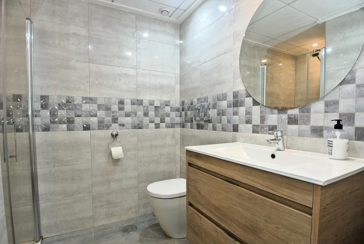 3 makuuhuone Huoneisto myytävänä paikassa Torrevieja mukana uima-altaan - 259 900 € (Ref: 9468167)