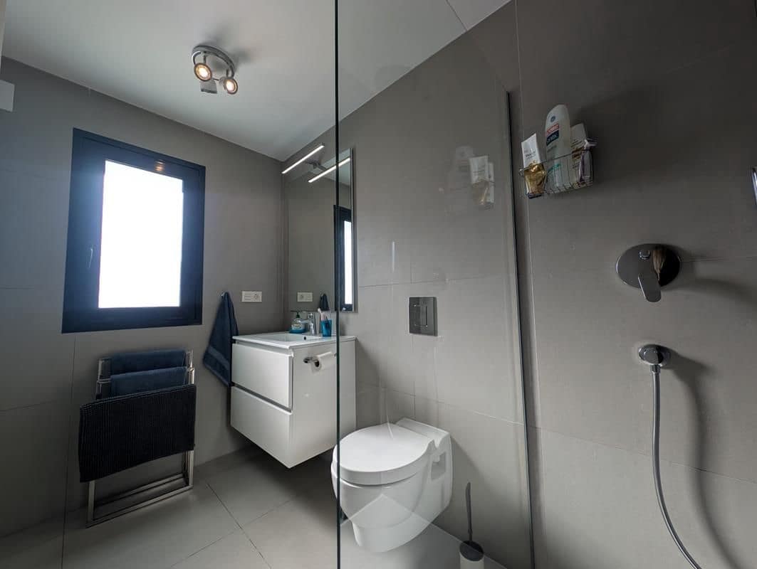 3 bedroom Villa for sale in San Fulgencio with pool garage - € 595,000 (Ref: 9503902)