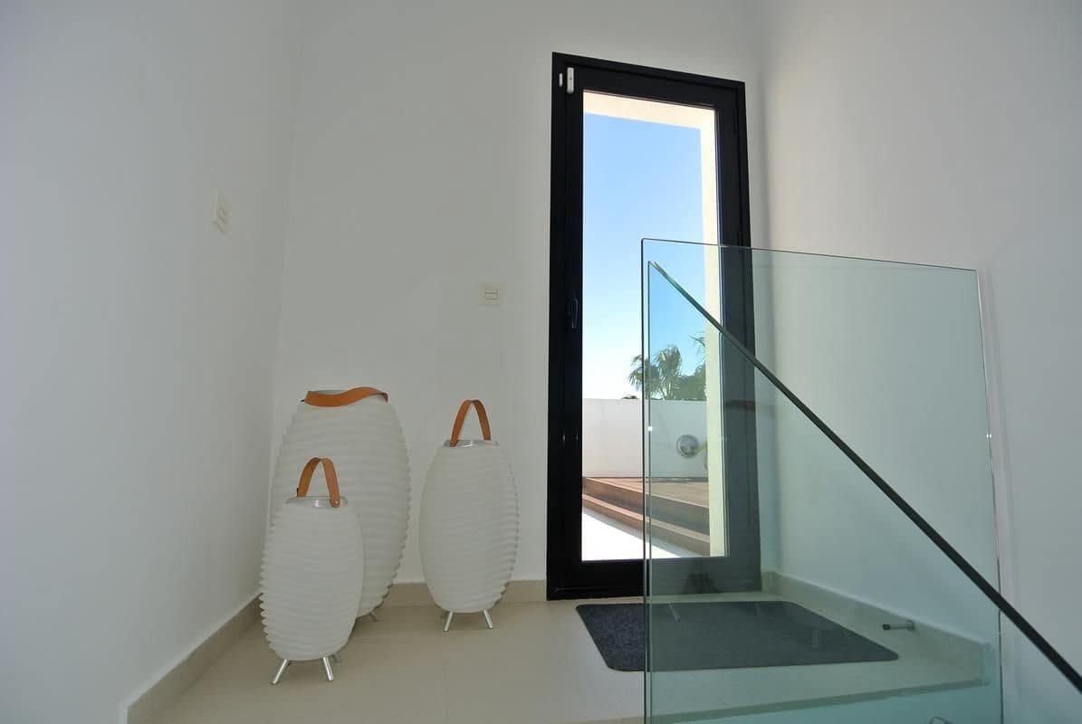 3 bedroom Villa for sale in San Fulgencio with pool garage - € 595,000 (Ref: 9503902)