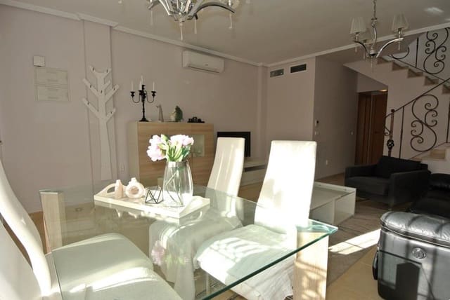 3 camera da letto Villetta Bifamiliare in vendita in Villamartin, Orihuela con piscina garage - 249.900 € (Rif: 9508443)